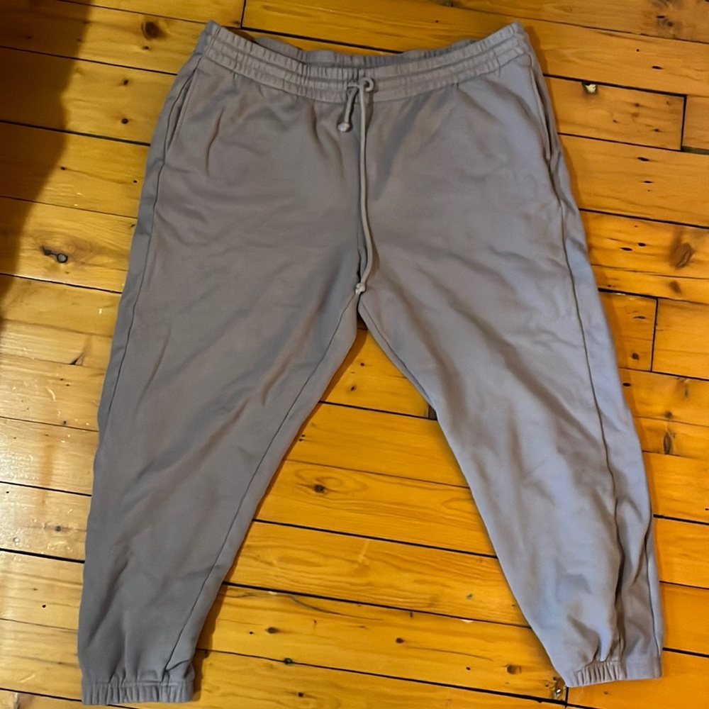 ARITZIA TNA cozy oversized dusty purple sweatpants